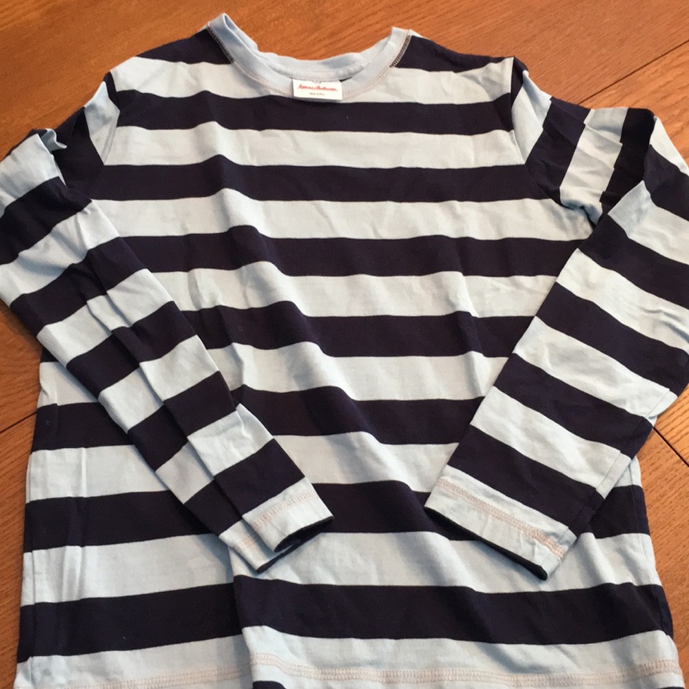 NWOT HANNA 150 soft cotton top, blue stripes